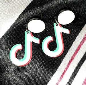 NEW Tik Tok Earrings